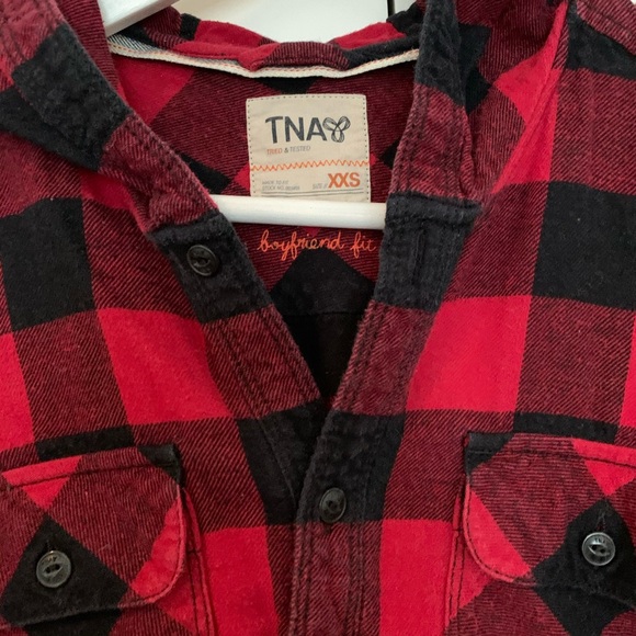 Black and Red TNA Flannel, Size XXS - Picture 2 of 4